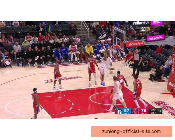阿门：队友风车扣篮得9分 我也要秀出更炫酷的扣篮动作